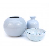 Ceramiczny wazon z bazaltowym-nieszkliwionym odcięciem